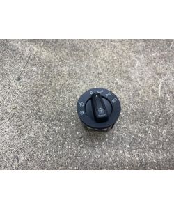 Lichtschalter 5E0941431D 141Tkm Skoda Octavia III 5E 14.1932.047