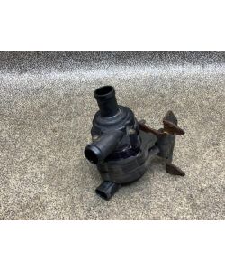 Zusatzwasserpumpe 7L0965561L 171Tkm Porsche Cayenne 9PA TDI 09.1861.161