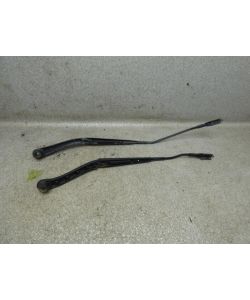 Scheibenwischerarm V vorne 80018507 145Tkm Renault Koleos I 2.0 dCi 09.1525.168