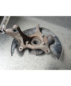 Achsschenkel VR vorne rechts Radlager 73Tkm Toyota RAV4 IV 2.0 13.1530.121