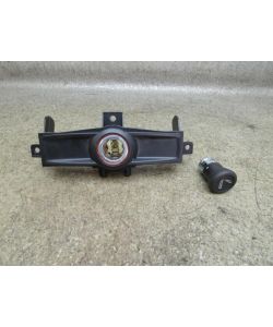 Zigarettenanzünder 4F0863351G 250Tkm Audi A6 4F 2.7 TDI 11.1684.159