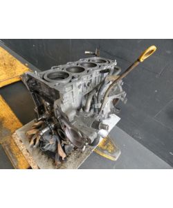 Motorblock 1ND 0158640 133Tkm Toyota Yaris Verso 1.3 P2 TY.05.813.090 defekt 