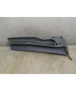 Abdeckung Wasserabweiser rechts 5TB819404F 97Tkm VW Touran II 5T 1.2 15.1848.198