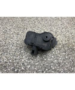 Stellmotor Tankklappe 7P0810773D 155Tkm Seat Leon III 5F 2.0 TDI 16.1982.007