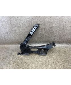 Halter Stoßstange hinten rechts A2138850465 92Tkm Mercedes W213 E200 17.1936.253