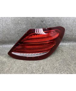 Rückleuchte rechts A2139067800 Heckleuchte 92Tkm Mercedes W213 E200 17.1936.052