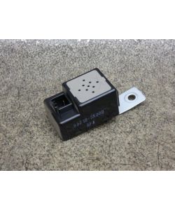 Lautsprecher Box 95710-3K000 133Tkm Hyundai ix35 2.0 CRDI 12.1816.019