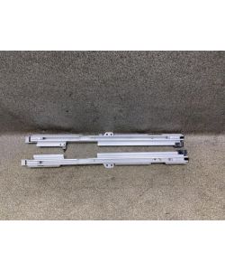 Halteschiene Kofferraum links rechts Gepäckträger Volvo V70 III 08.1951.150