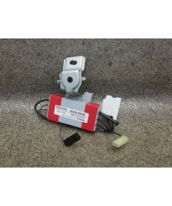 Antennenverstärker 86300-60650 94Tkm Toyota Land Cruiser 2.8D J15 17.1780.116