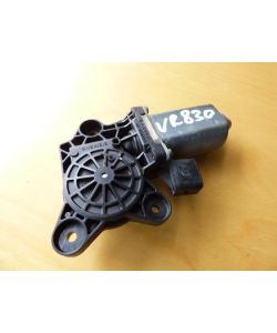 FH-Motor VR vorne rechts Fensterheber Mercedes W203 C180 C 180 03.830.109