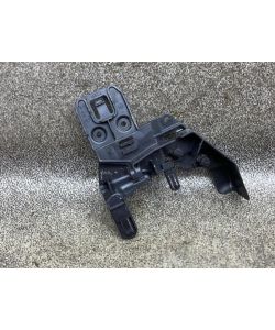 Halter Türschloss vorne links A2137230100 92Tkm Mercedes W213 E200 17.1936.083