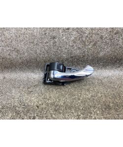 Türgriff innen hinten links 131Tkm Toyota RAV4 III 3 XA3 06.1915.015