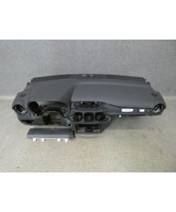 Armaturenbrett Leder Fahrerairbag Beifahrerairbag Mercedes W246 B200 15.1764.045