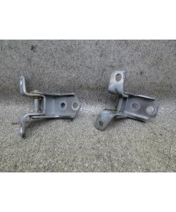 Tür Scharnier vorne links VL 130Tkm Mazda 3 BL 2.2 Skyactiv-D 15.1735.134