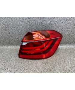 Rückleuchte rechts außen 7461474 Rücklicht 43Tkm BMW F45 218i 2er 18.1990.035