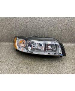 Scheinwerfer rechts TYC def 165Tkm Volvo V70 II Facelift 07.1991.020