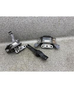 Motorlager 5Q0199262BE 5Q0199555BG 82Tkm Seat Leon III 5F 1.4 TSI 18.1994.142