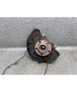 Achsschenkel vorne rechts 9461944 333Tkm Volvo V70 II 2.4 D5 03.1992.122