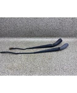 Scheibenwischerarm vorne links rechts 8624266 8624269 Volvo V70 II 03.1992.026
