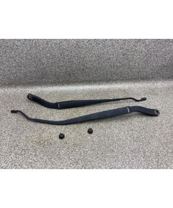 Scheibenwischerarm vorne links rechts 151Tkm Chevrolet Captiva 13.1996.047