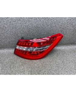 Rückleuchte rechts A2079060258 124Tkm Mercedes W207 11.1993.024