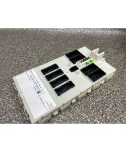Sicherungskasten Zentralelektrik 9352864 Relais 63Tkm BMW 1er F20 14.1988.091