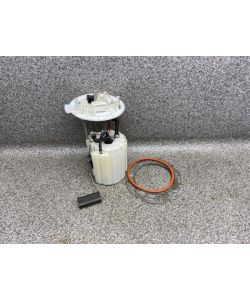 Kraftstoffpumpe A2464700994 Benzinpumpe 83Tkm Mercedes W246 B180 12.2002.212