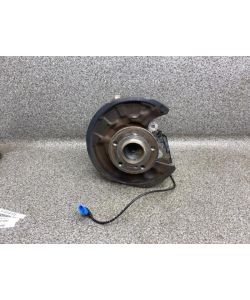 Achsschenkel hinten links A2460306 83Tkm Mercedes W246 B180 12.2002.161