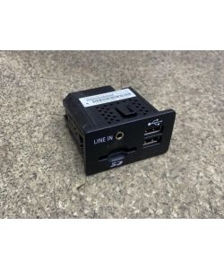 USB AUX SD Anschluss Buchse EM2T-14F014-AA Ford Kuga II DM2 Titanium 15.1959.230
