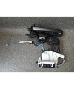 Türschloss hinten rechts A2047302835 mit Griff Mercedes W176 A180 13.1819.203