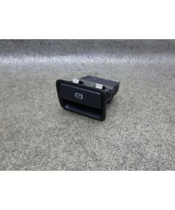 Schalter Feststellbremse A2469050451 36Tkm Mercedes W246 B 200 15.1764.148