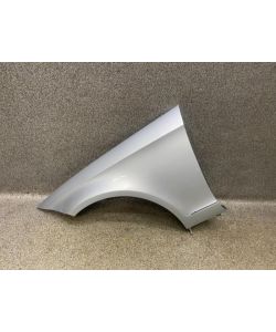 Kotflügel vorne links Silber Met. 775U def Mercedes W218 X218 CLS 14.1916.261