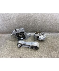 Motorlager 8743621 6885786 6853449 97Tkm BMW X1 F48 2.0D X-Drive 18.1929.256