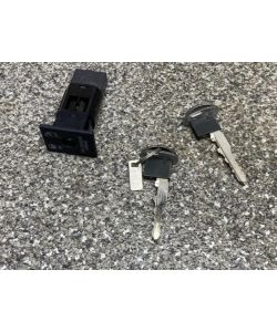 2x Schlüssel Schlüsselstift manuell Airbag On Off Mazda CX-5 2.2D 14.2004.203