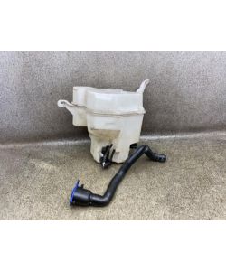 Waschwasserbehälter 30784233 30699202 134Tkm Volvo V70 III 2.0 D3 14.1912.185