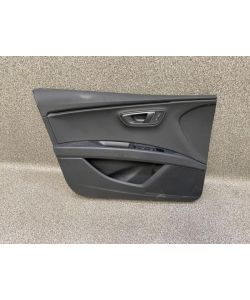Türverkleidung vorne links 5F4867131 82Tkm Seat Leon III 5F FR 18.1994.081