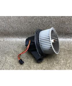 Heizungsgebläse V7771001 Klimagebläse 143Tkm Mercedes W218 CLS 350 11.1872.032