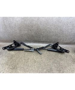 Scharnier Heckklappe 8643158 8643157 Dämpfer 30674494 Volvo V70 II T 04.1923.092