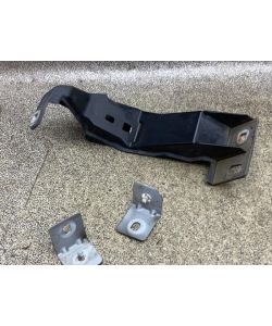 Halter Kotflügel vorne links CX23-16A143-AB Jaguar XF X250 12.1874.131