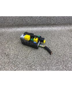 Sicherungskasten 9806192580 Relais Peugeot 308 II SW 1.5 HDI 20.2012.230