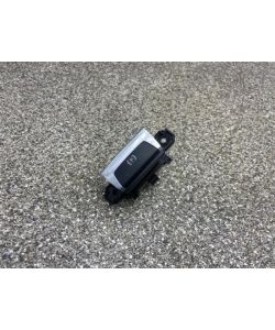 Schalter Feststellbremse 96785851VV 114Tkm Peugeot 308 II SW 1.5 HDI 20.2012.049