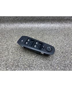 Fensterheberschalter vorne links 98319761ZD 114Tkm Peugeot 308 II SW 20.2012.030