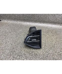 Luftdüse 1303145XZD 96782701 Lüftungsgitter 114Tkm Peugeot 308 II SW 20.2012.052