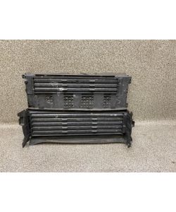 Kühlergrill 9817002880 Kühlergitter 114Tkm Peugeot 308 II SW 1.5 HDI 20.2012.236