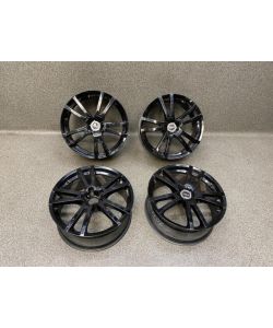 Alufelgen 8,5J R20 AZEV Felgen def Hyundai Tucson III TL TLE 15.2013.268