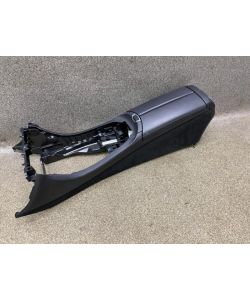 Mittelkonsole A2136801600 A2135402218 Armlehne Mercedes W213 E200 17.1936.131