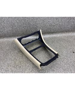 Blende Mittelkonsole A1766809700 Rahmen 190Tkm Mercedes CLA W117 16.2020.030