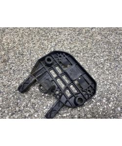 Halterung Türschloss hinten links A2467230014 Mercedes CLA W117 16.2020.113