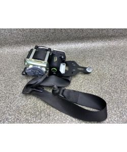 Sicherheitsgurt vorne links A1768601985 190Tkm Mercedes CLA W117 16.2020.028