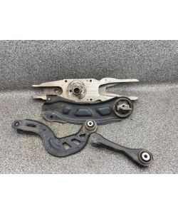 Querlenker hinten links A2463500406 190Tkm Mercedes CLA W117 220 D 16.2020.189